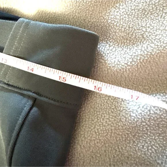 Under Armour Womens Gray Softball Pants M Elastic Waistband Capri Length - Picture 5 of 7